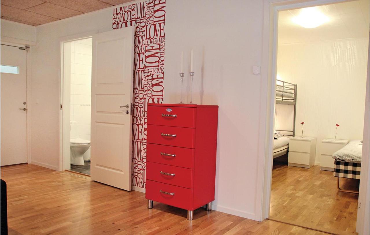 2 Bedroom Cozy Apartment In Habo Mullsjö Extérieur photo