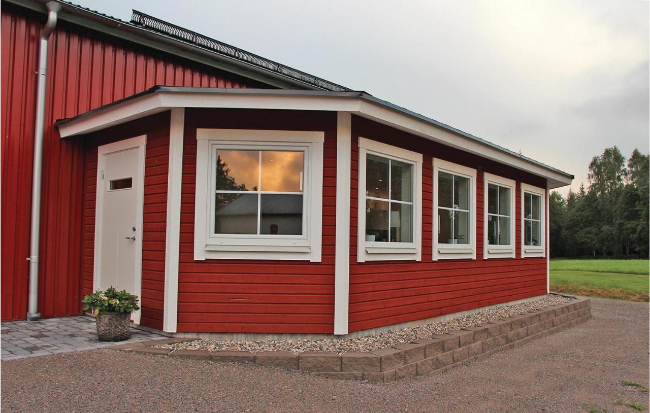 2 Bedroom Cozy Apartment In Habo Mullsjö Extérieur photo
