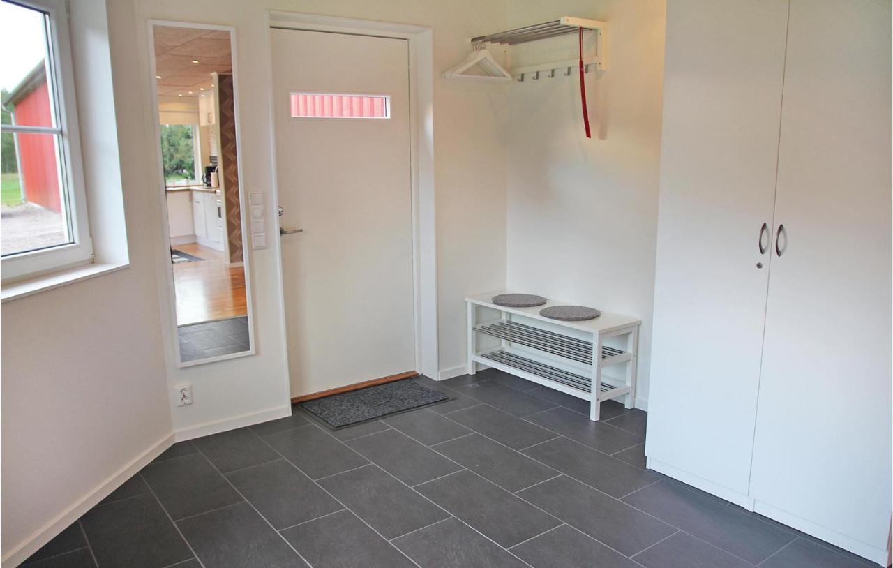 2 Bedroom Cozy Apartment In Habo Mullsjö Extérieur photo